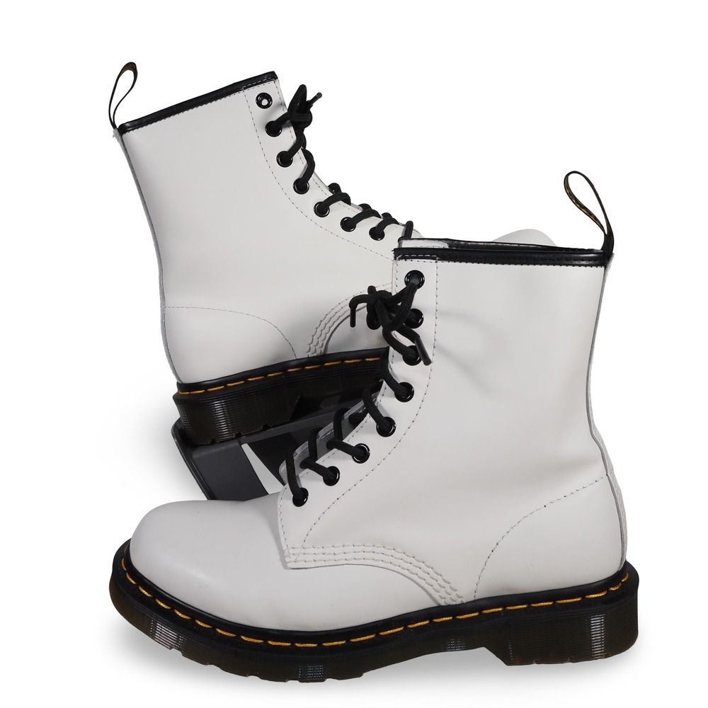Dr Martens 1460 Womens 8 White Smooth Leather 8 Eye Combat Boots 11821